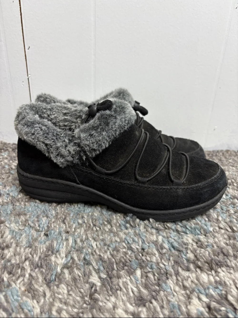 Aetrex Shoes Womens 7.5 Chrissy Gray Faux Shearling Lined Slip On Toggle Strap - Picture 2 of 10